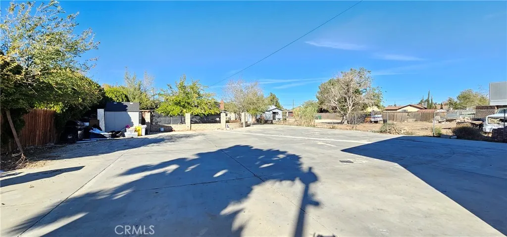 3044 W Avenue L2, Lancaster, California 93536 home-pic-5